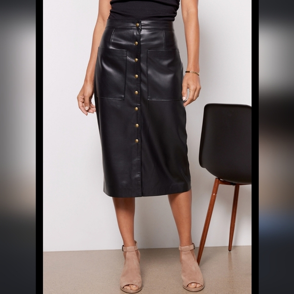 Blank NYC Dresses & Skirts - City Bound Skirt by Blanknyc size 30